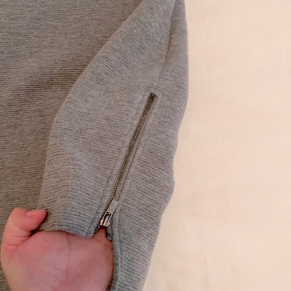 High turtle neck dress from Banana Republic - Picture 5 of 6